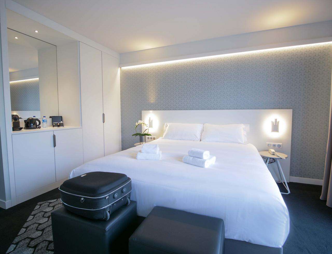 Le Magic Hotel & Spa Vitré  - room