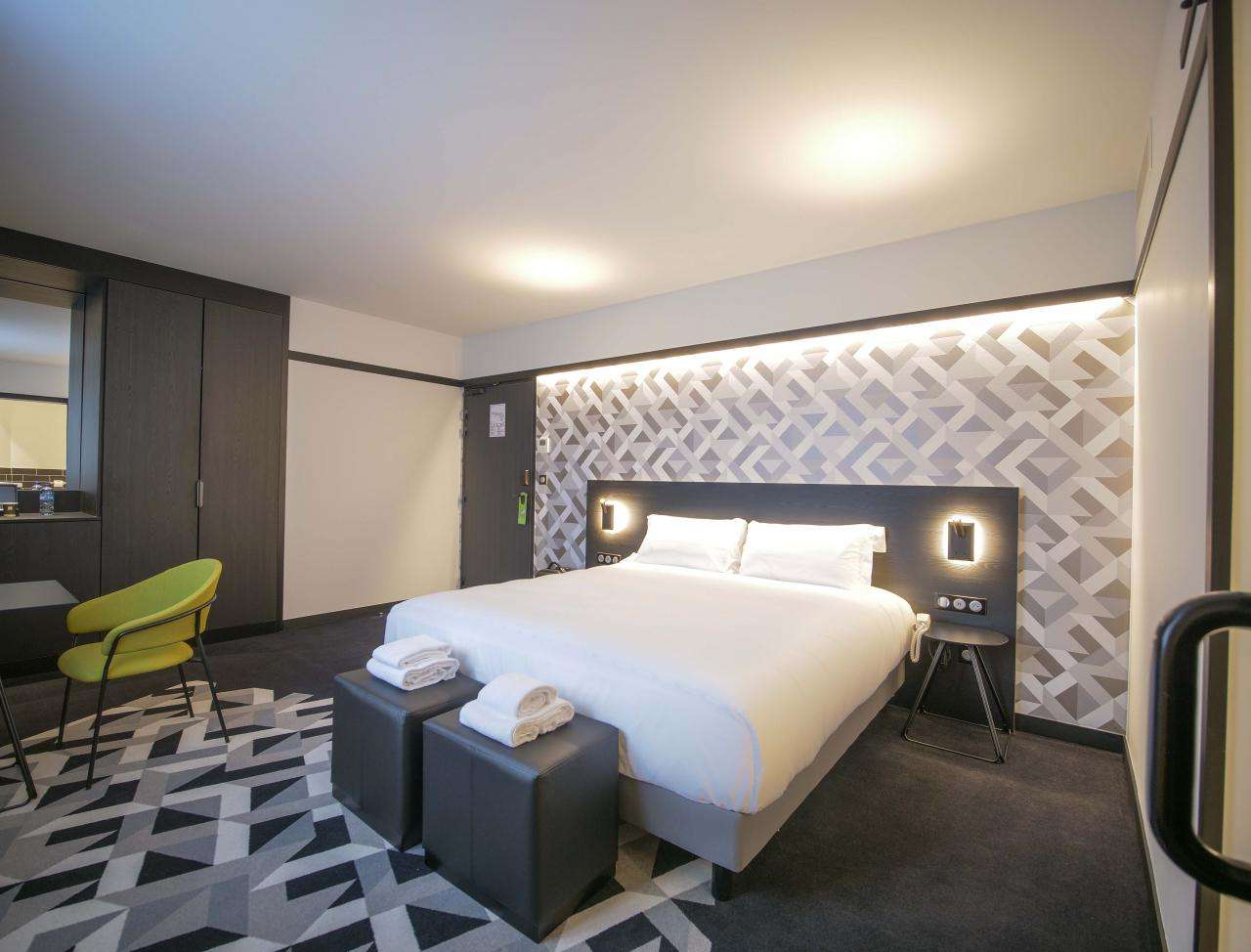 Le Magic Hotel & Spa Vitré  - room