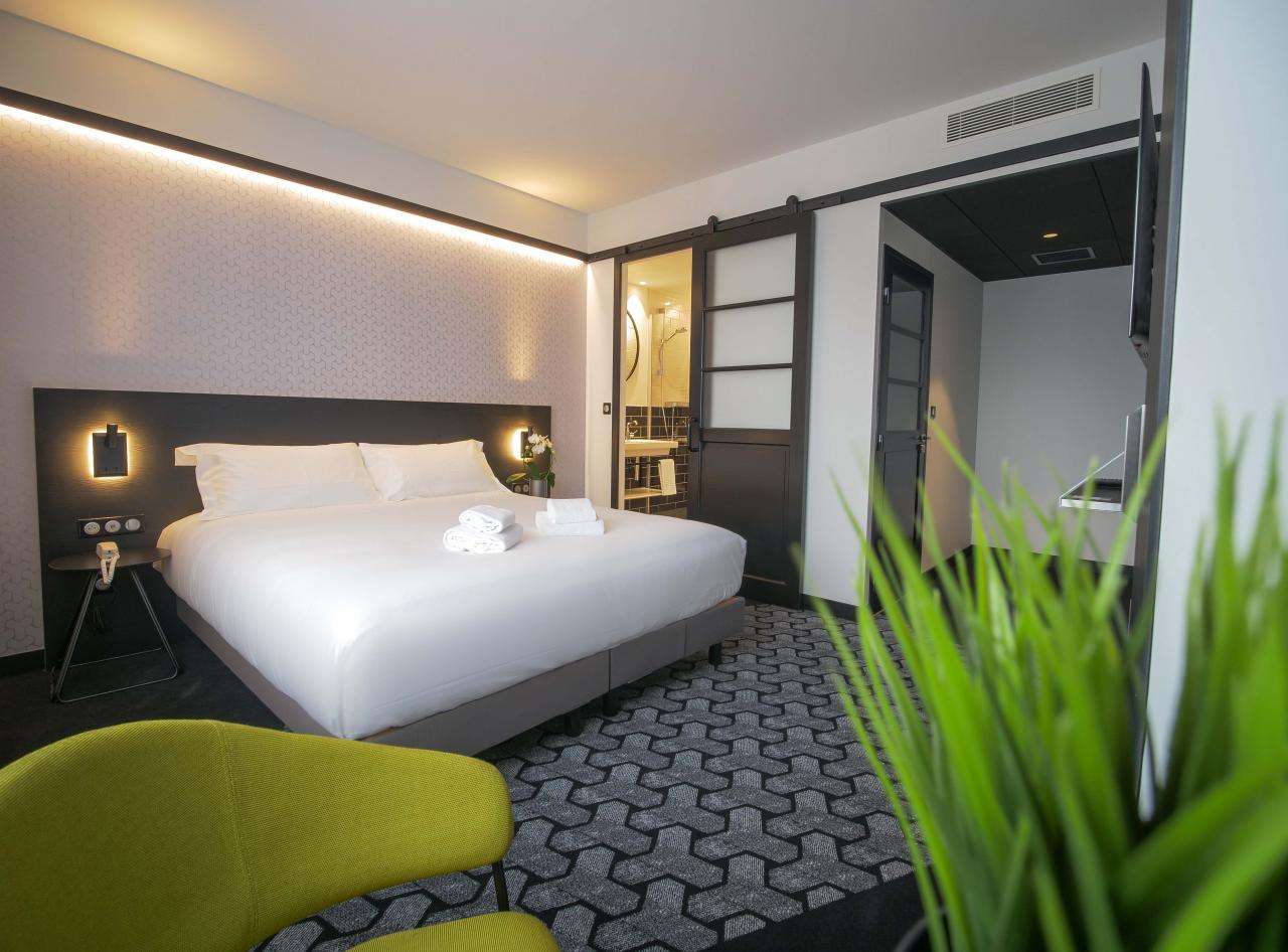 Le Magic Hotel & Spa Vitré  - room