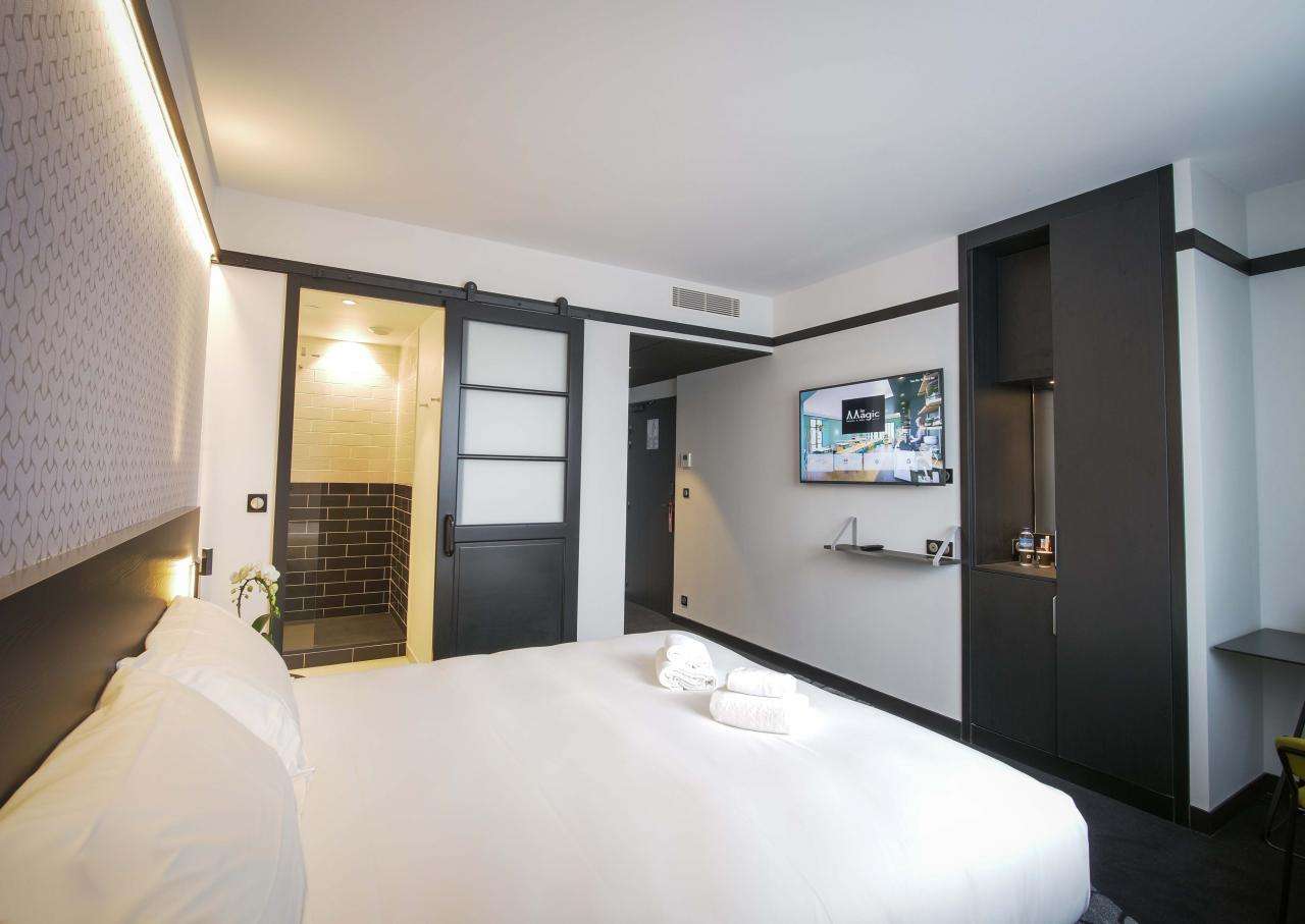 Le Magic Hotel & Spa Vitré  - room