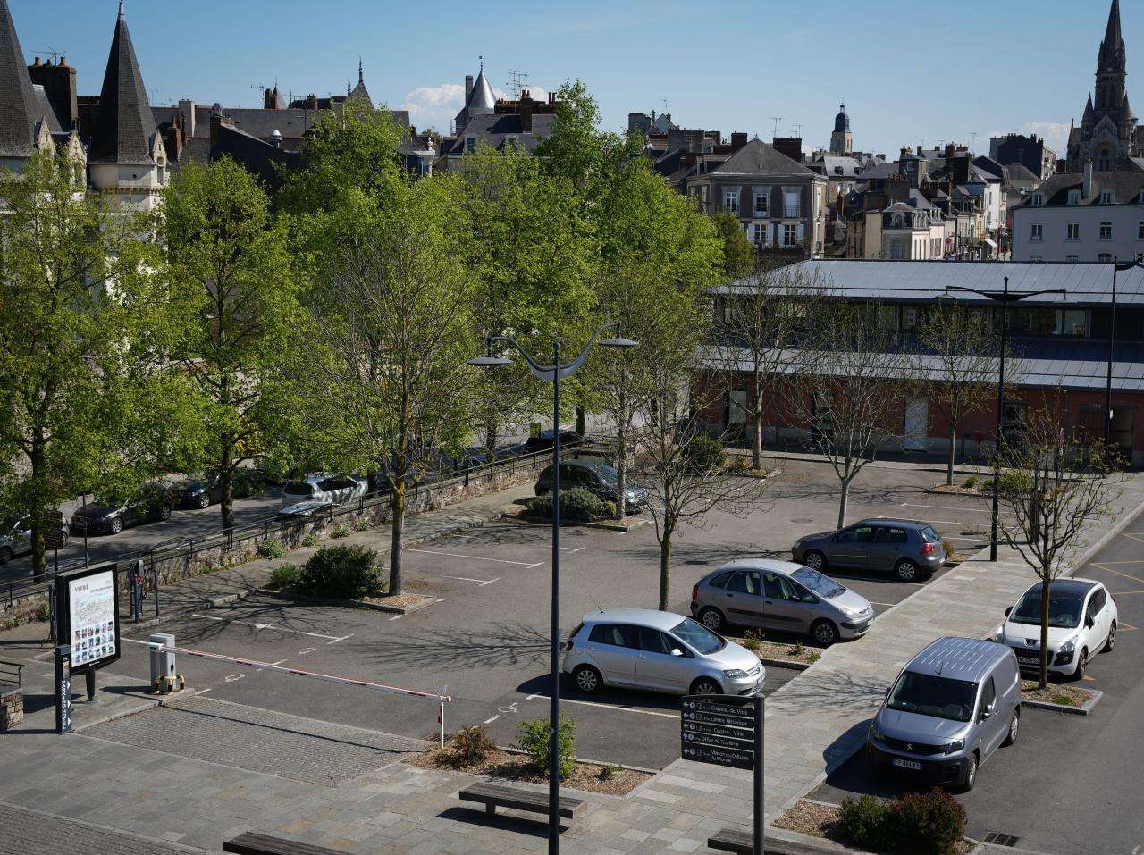 Le Magic Hotel & Spa Vitré  - parking